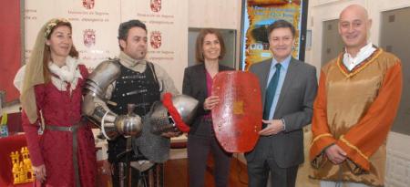 Imagen Unos treinta luchadores tomarán parte en el I Torneo de Combate Medieval Castillo y Villa de Pedraza